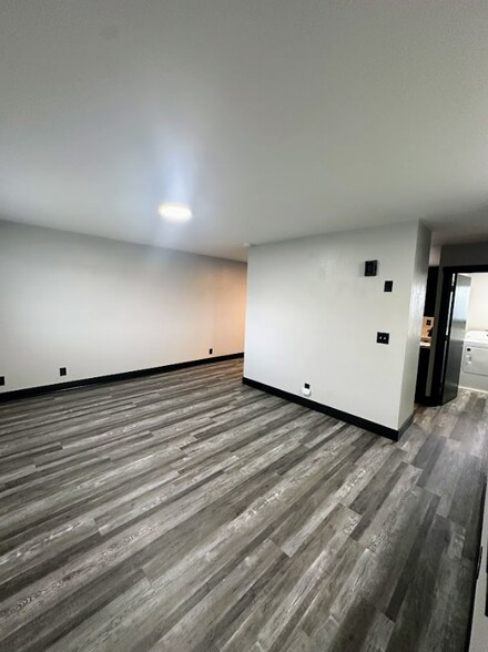 Building Photo - 57 W 300 S St