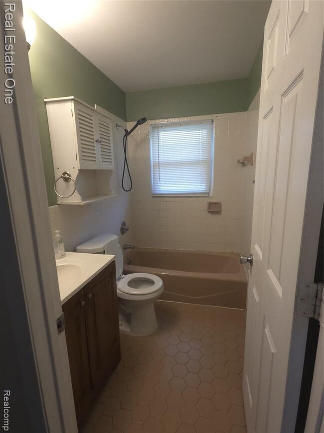 Building Photo - 23654 Whitley Dr