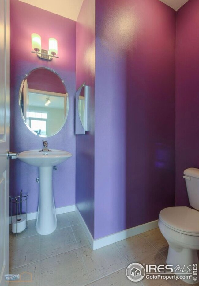 second bathroom - 13598 Via Varra