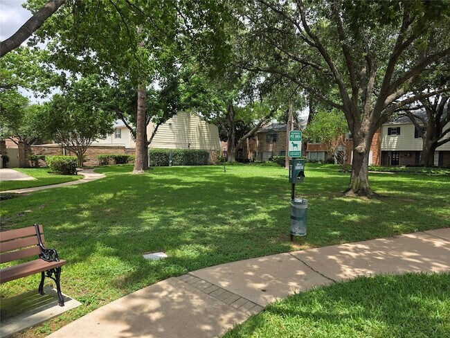 Building Photo - 6469 Burgoyne Dr.