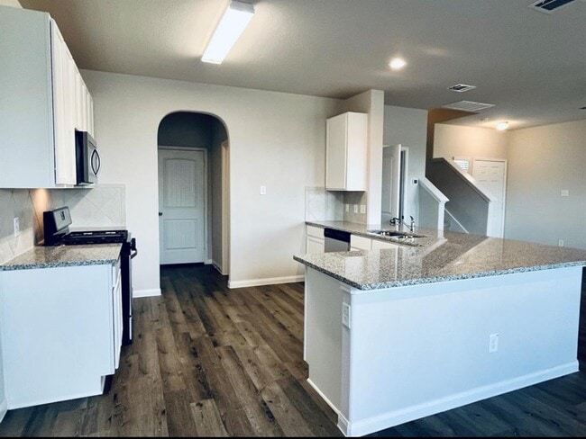Building Photo - 4807 Blue Jacaranda Wy