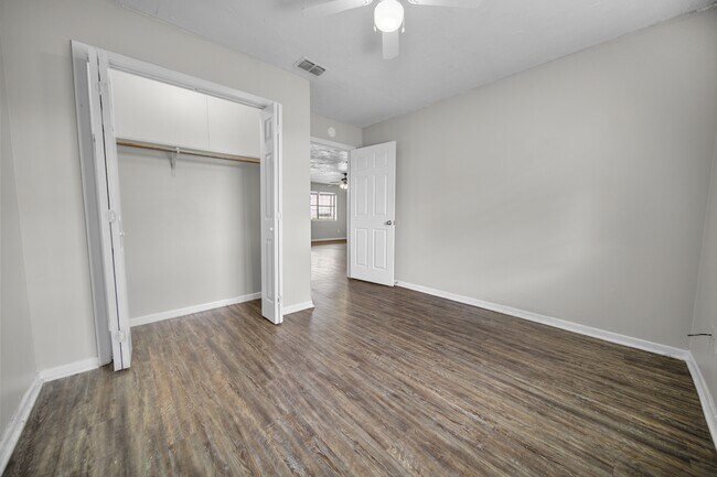Building Photo - 12023 Joni Dr