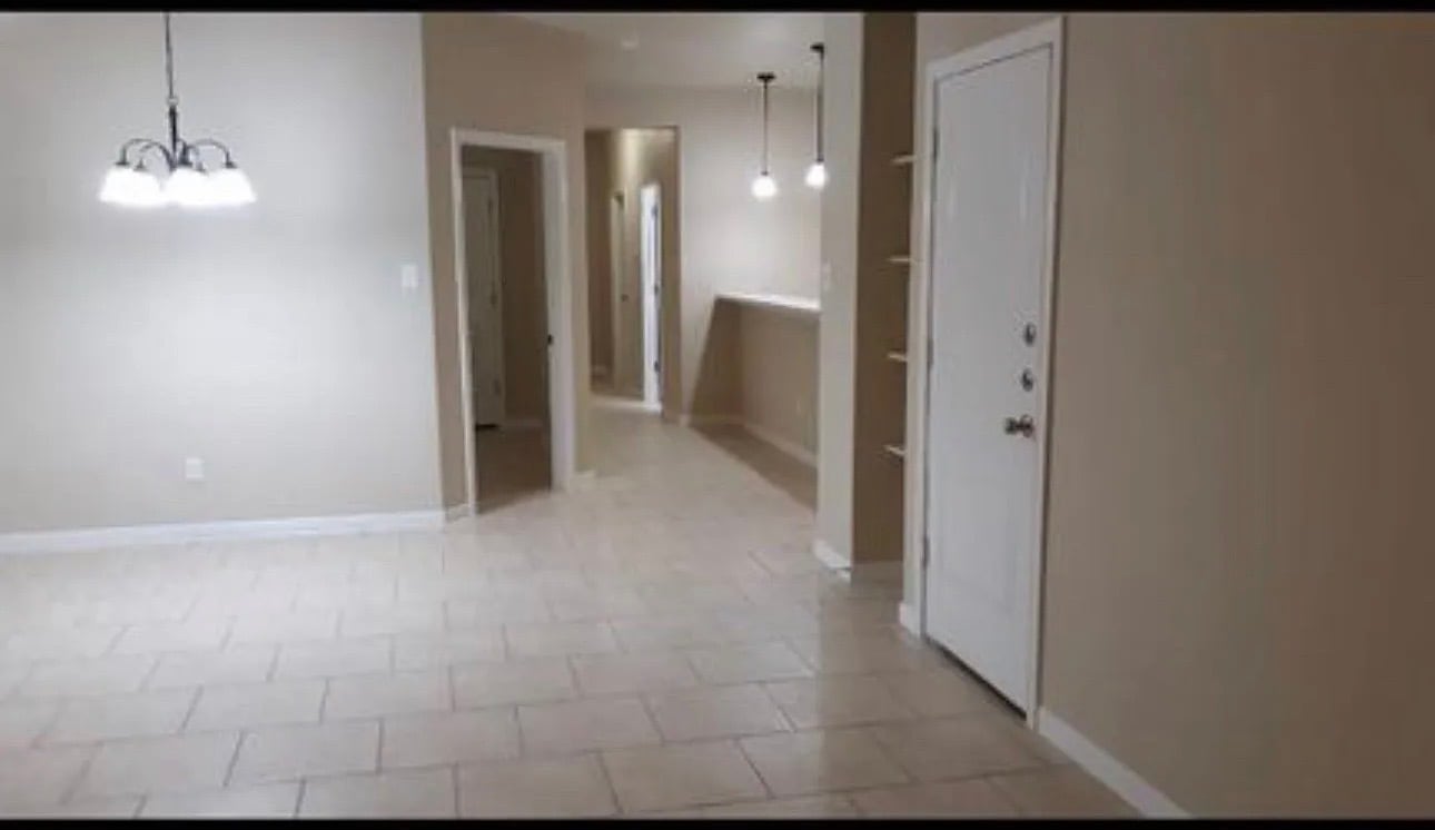 Building Photo - 4304 Ivory Ln