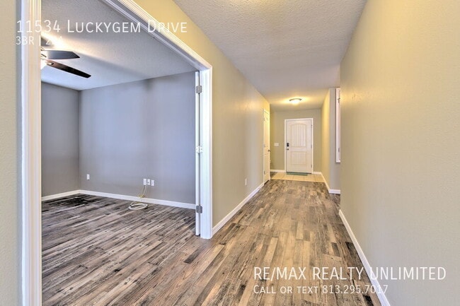 Building Photo - 11534 Luckygem Dr