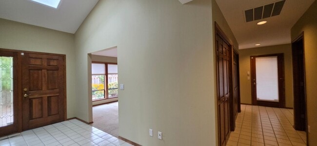 Building Photo - 2200 NW Doral St