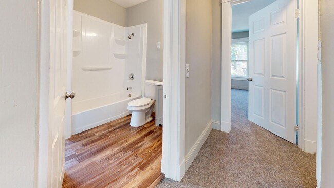 Building Photo - Brooklyn Center - 3 Bedroom Single Family ...
