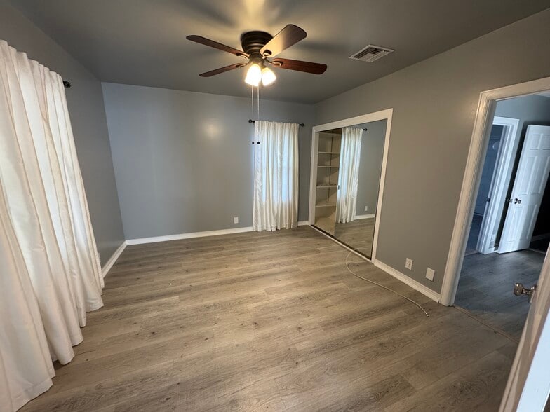 Building Photo - 492 Flower St