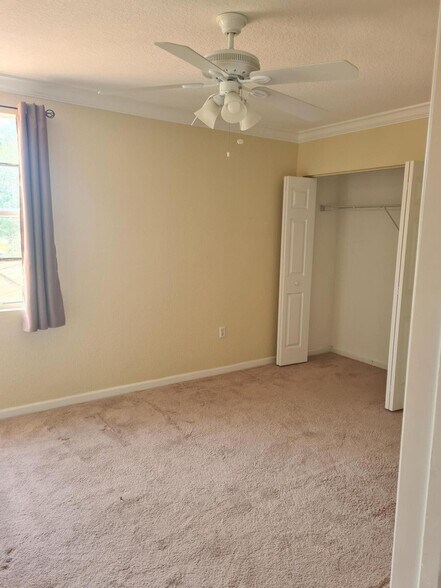 Building Photo - 1445 E Bexley Park Dr