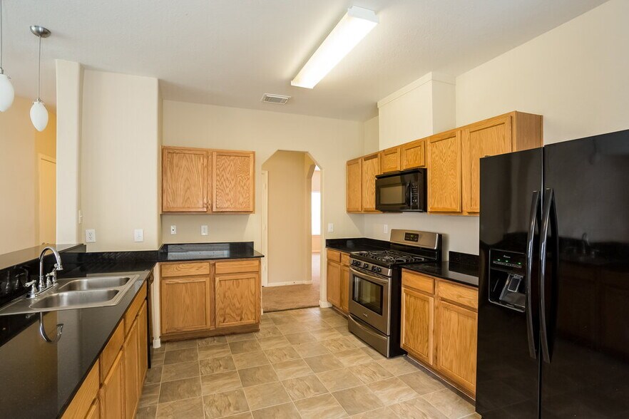 Building Photo - 2723 Durham Chase Ln