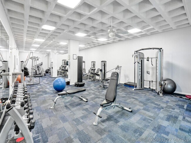 Building Photo - 1360 S Ocean Blvd