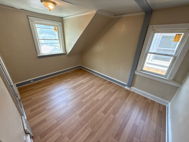 Building Photo - 3201 N 39th St