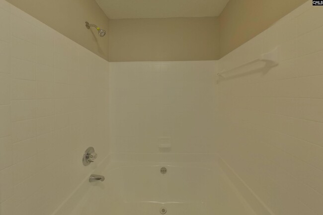 Building Photo - 424 Forest Grove Cir