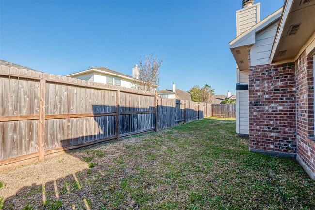 Building Photo - 17210 Double Lilly Dr