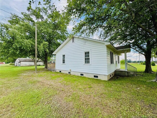 Building Photo - 233 S Broadridge Rd