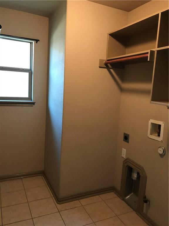 Building Photo - 12001 Broten St