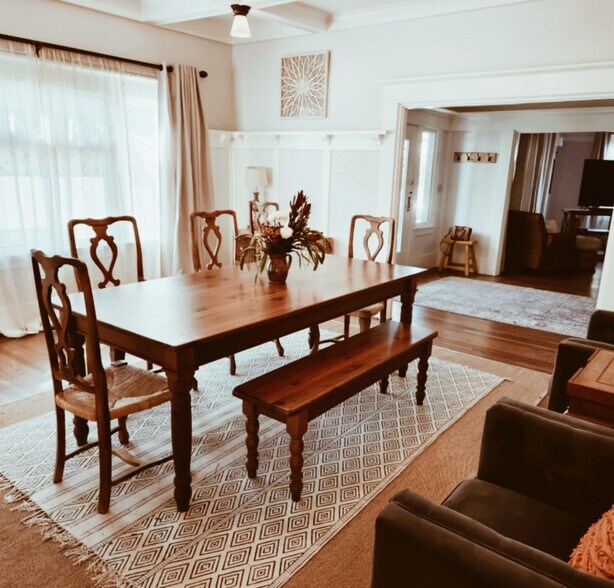 Dining room - 459 Boulevard Way