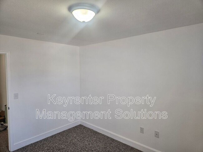 Building Photo - 3891 Churchville Ave