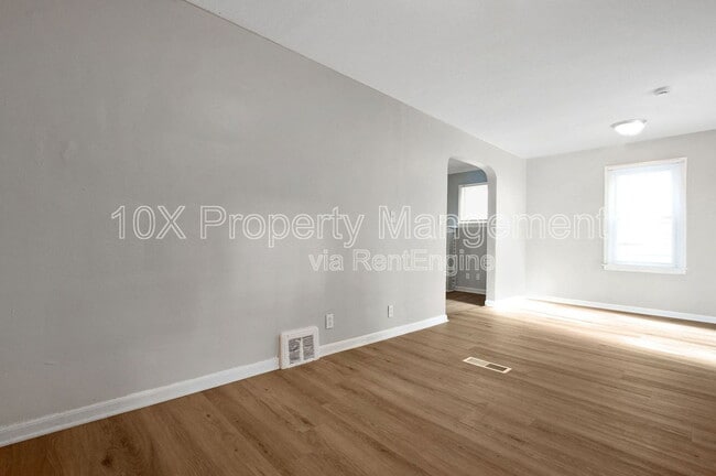 Building Photo - 350 S Chase Ave