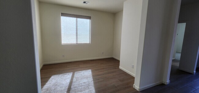 Building Photo - 3185 Blue Agave Ln