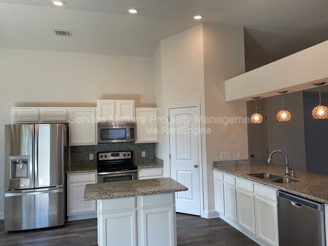 Building Photo - 7954 Nalo Creek Loop