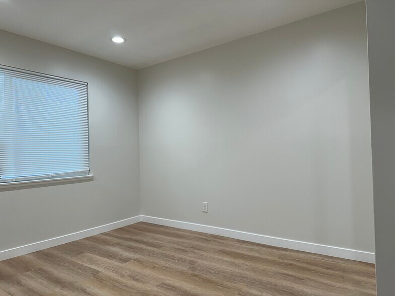 Building Photo - 22700 Criswell St