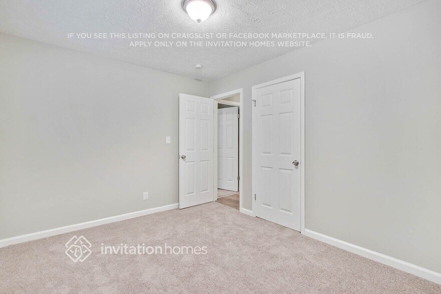 Building Photo - 5747 Woodland Dr