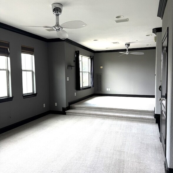 Building Photo - 6514 Minola St
