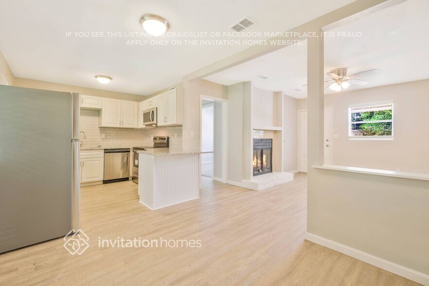 Building Photo - 2819 Parr Ct E