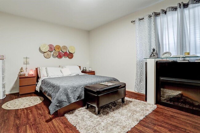 Building Photo - 4040 San Felipe St