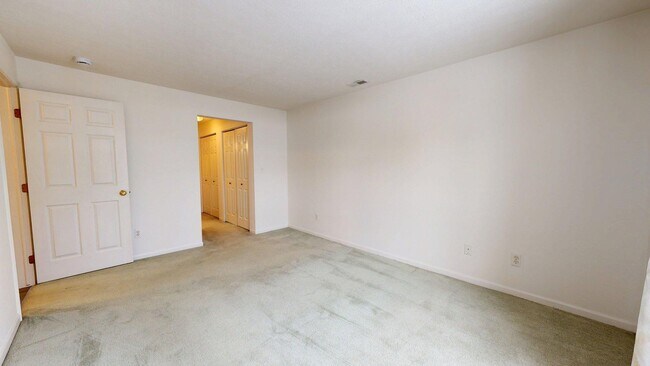 Building Photo - 1265 Millbrook Trail