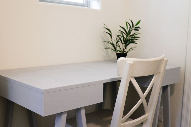 Building Photo - High-End, FULLY FURNISHED, Gated Community...