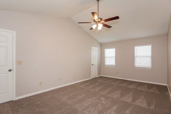 Building Photo - 2341 Castlecomer Dr