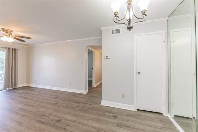 Building Photo - 7600 Emmett F Lowry Expy
