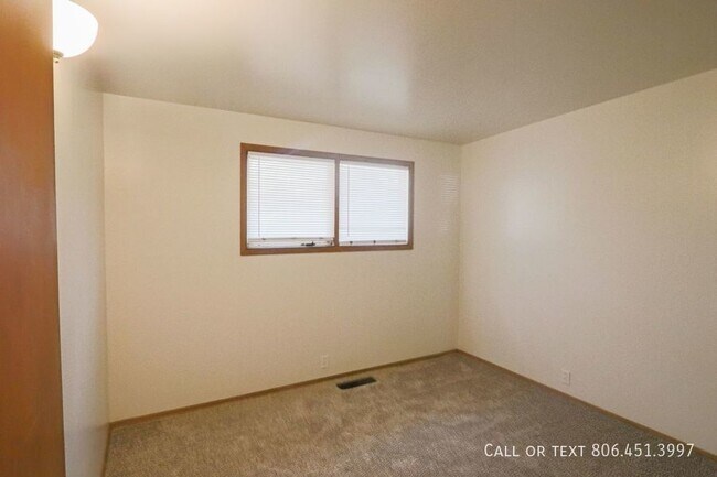 Building Photo - 2405 46th St