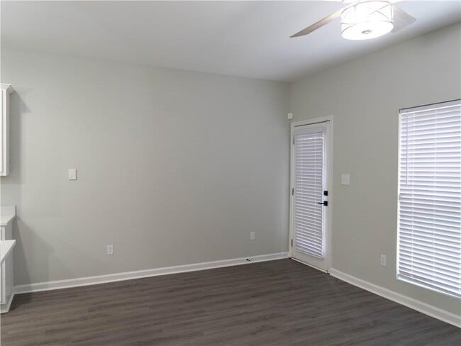 Building Photo - 4741 Highpoint Ln