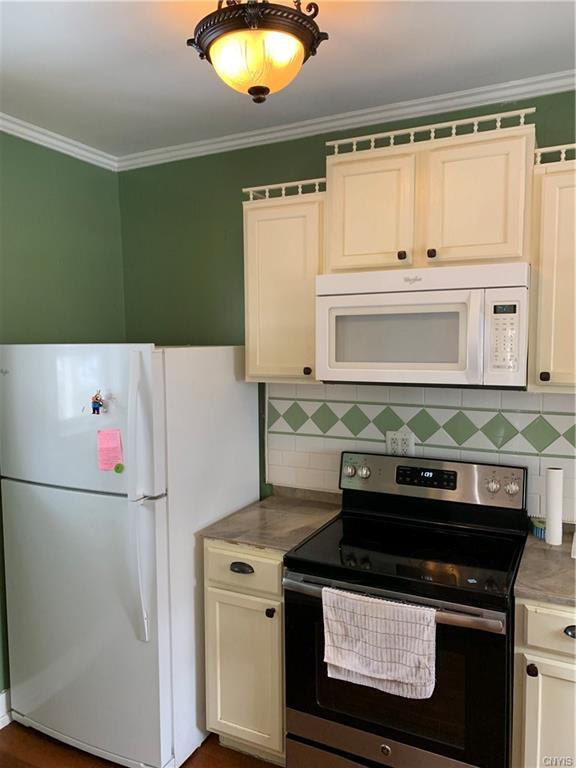 Building Photo - 107 Mechanic St