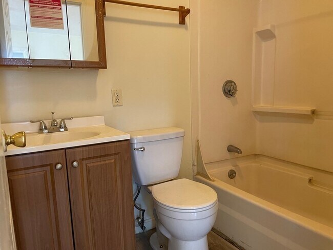 Building Photo - 714 Shawmut Ave