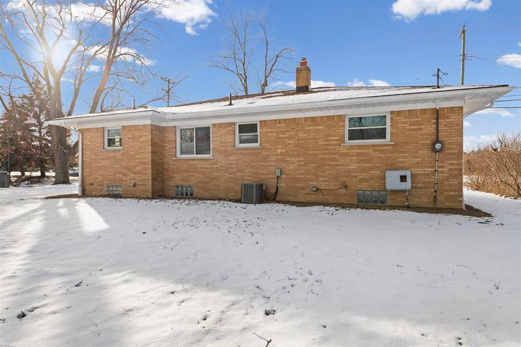 Building Photo - 46730 Romeo Plank Rd