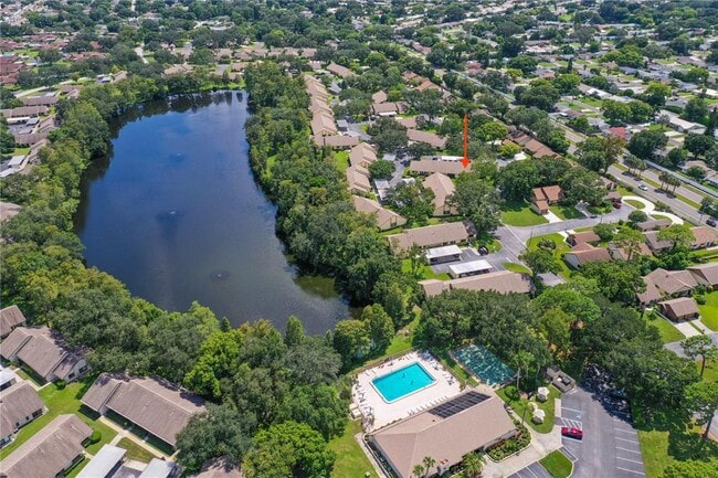 Building Photo - 2573 Oakleaf Ln