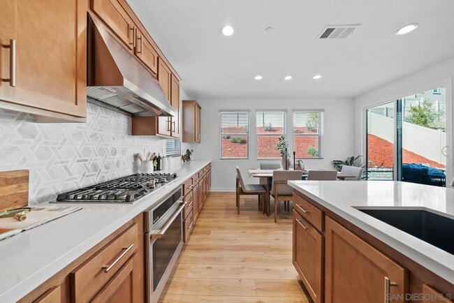 Building Photo - 32188 Penstemon Wy