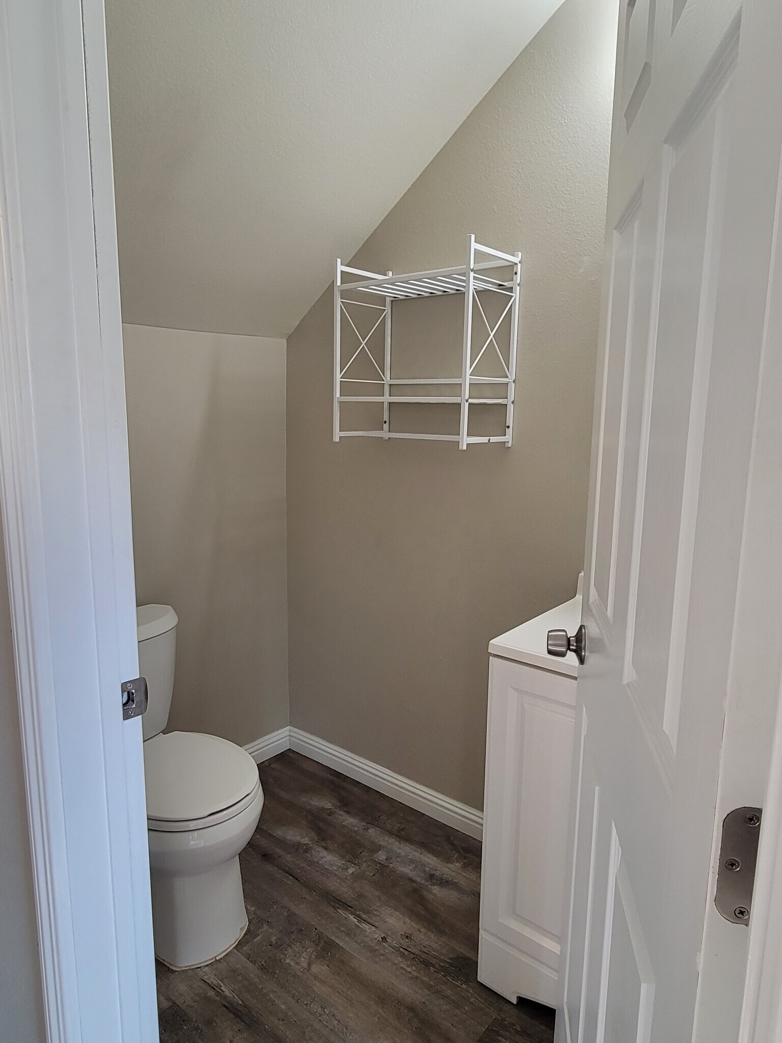 Building Photo - 2220 Norwalk Ave