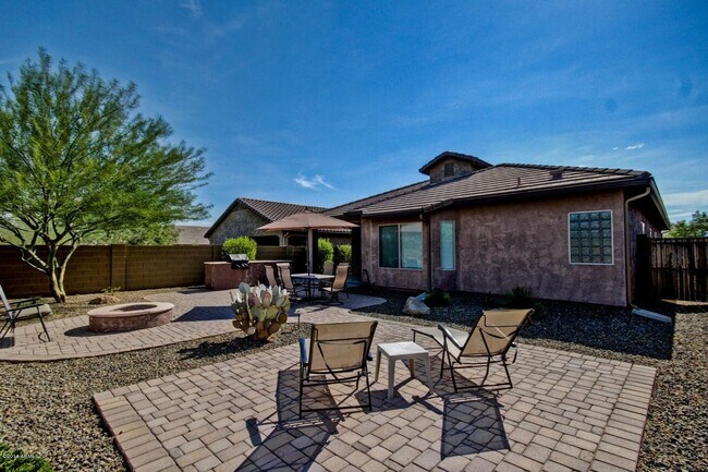 Building Photo - Gorgeous 4 Bed single level home at  Fireside - Norterra