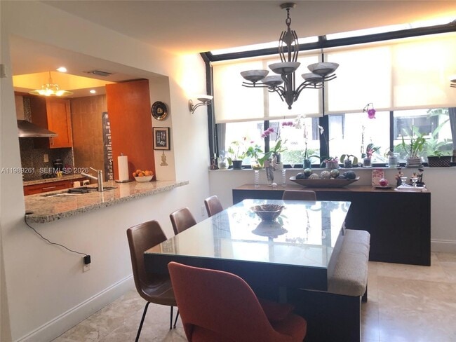 Building Photo - 3027 NE 183rd Ln