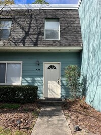 Building Photo - 501 SW 75th St