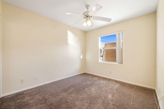 Building Photo - Spacious 4BR Home with Main-Level Primary Suite & No HOA!