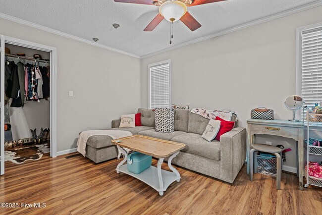 Building Photo - 769 Dayflower Ct