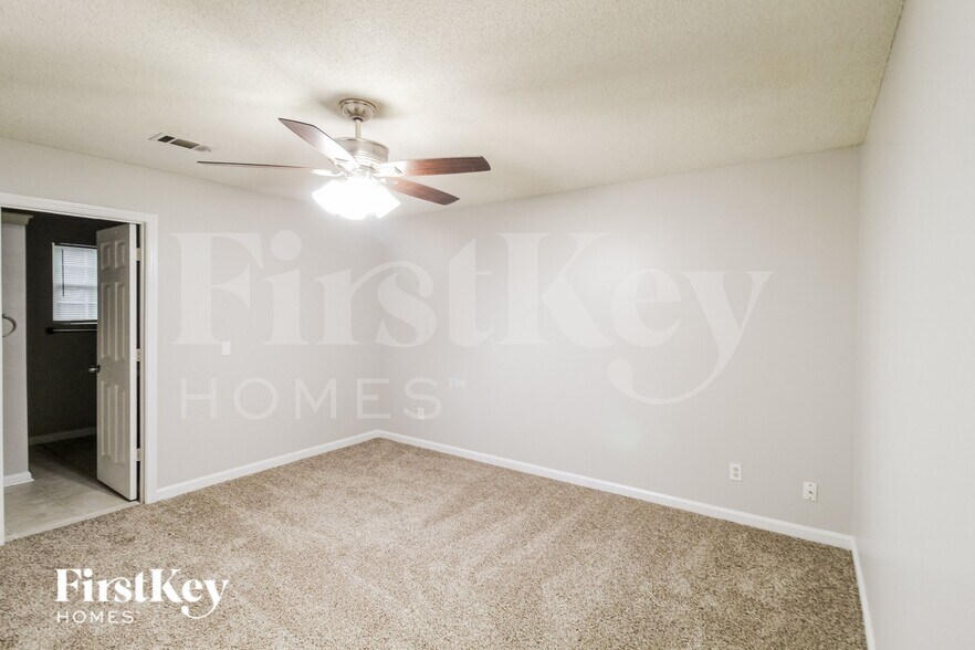 Building Photo - 3312 Westview Cove