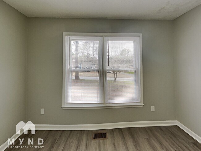 Building Photo - 51 Richaven Pl