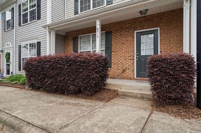 Building Photo - 3-Bed Townhouse in Leesville District