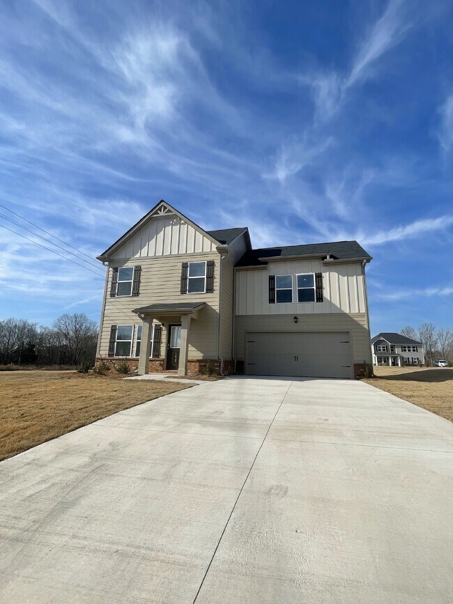 Building Photo - 192 Emory Rd